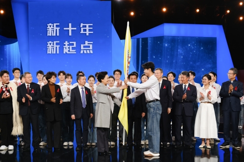 s_9aa53bc1cee847e98d0ba9e5ed8bb466.jpg s_9aa53bc1cee847e98d0ba9e5ed8bb466.jpg